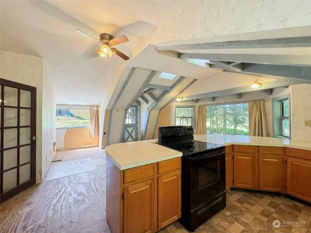 Kitchen with Eating Area