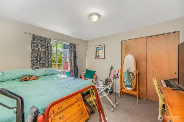 Bedroom #1