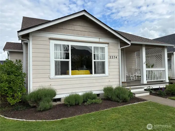 This home is located in a quiet neighborhood.