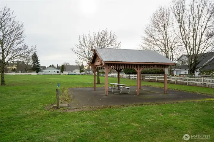 The community park is just a short stroll away.