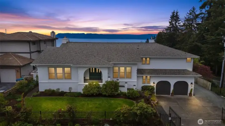 Craftsmanship meets elevated Pacific Northwest living! Timeless elegance.