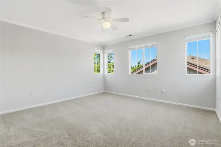 Second upper level bedroom.