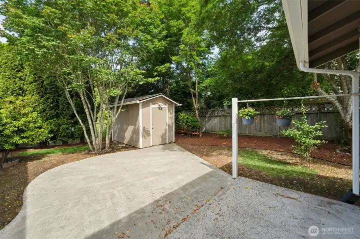 An outbuilding for the perfect workshop, storage area, or creative space.
