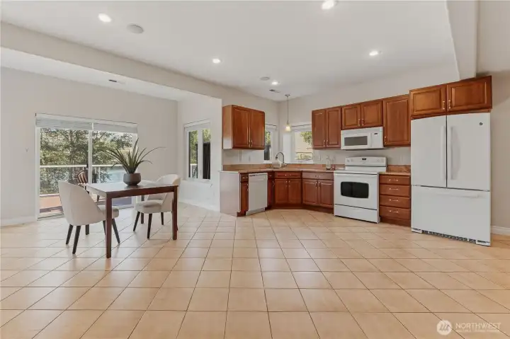Lower Level Kitchen and Dining Lower Level Kitchen and Dining