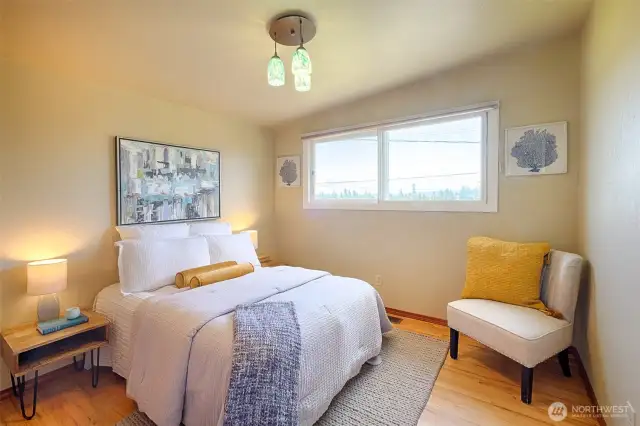 Third bedroom.