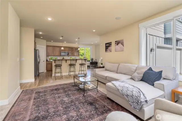 Kitchen/Family room open concept