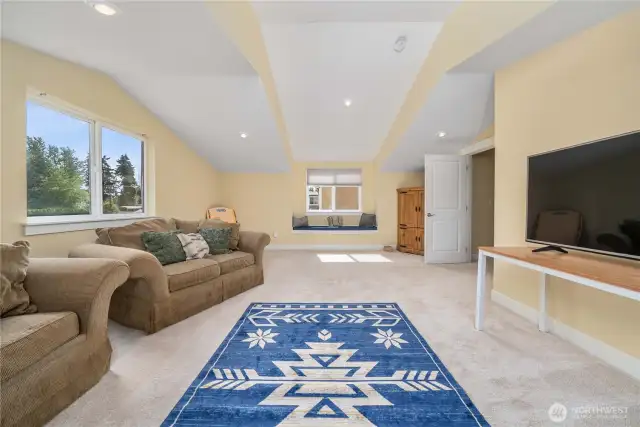 Bonus Room - use for extra living space, office, or gameroom