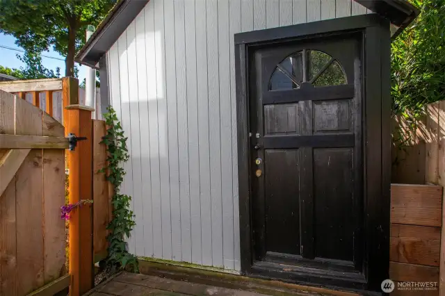 Outdoor shed