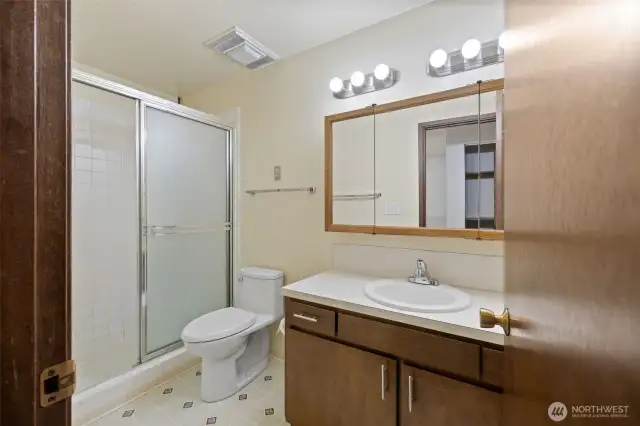 3/4 Primary Bath