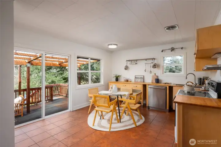 This kitchen is so versatile. All bottom cabinets can be moved around to fit your style or needs.