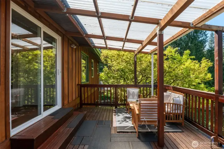 Your are literally surrounded by nature in this perfect spot!