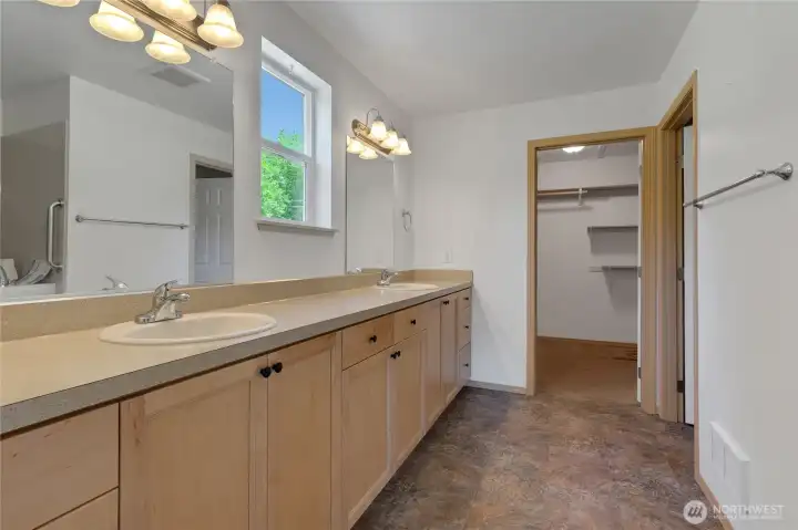 Main primary bathroom