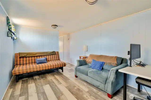 Lower bonus room