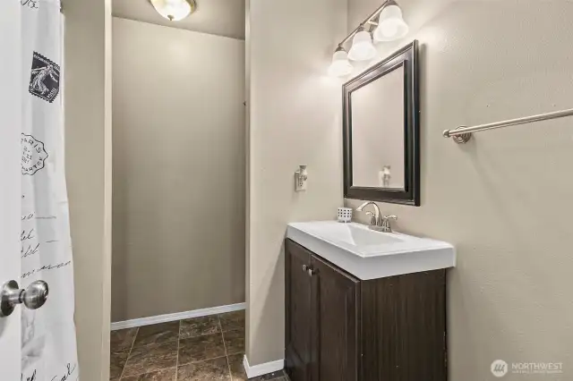 Full Bathroom On Upper Floor