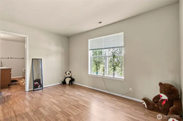 Extra Large Main Bedroom