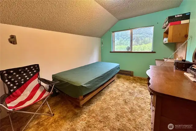 Upper bedroom
