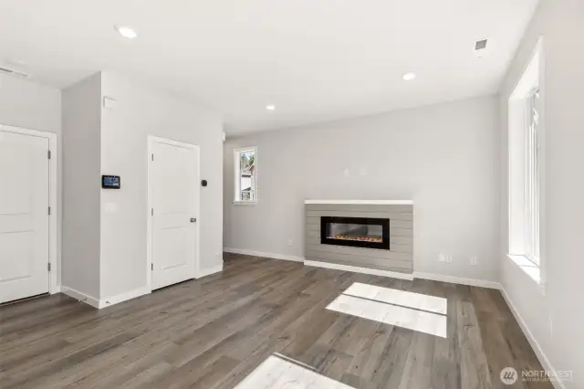 Photos are for informational purposes only, these photos are of another Byron floor plan from another community, options/upgrades, finishes, features, flooring, colors, will vary. Not all appliances included and may vary per community.