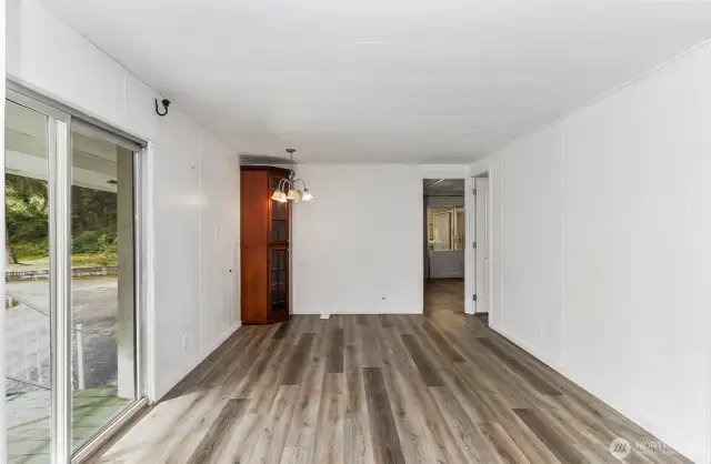 Large dinning area