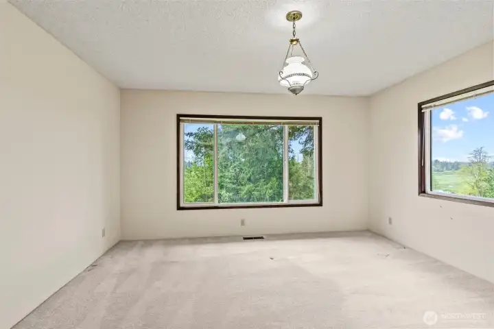 Main suite with gorgeous views!