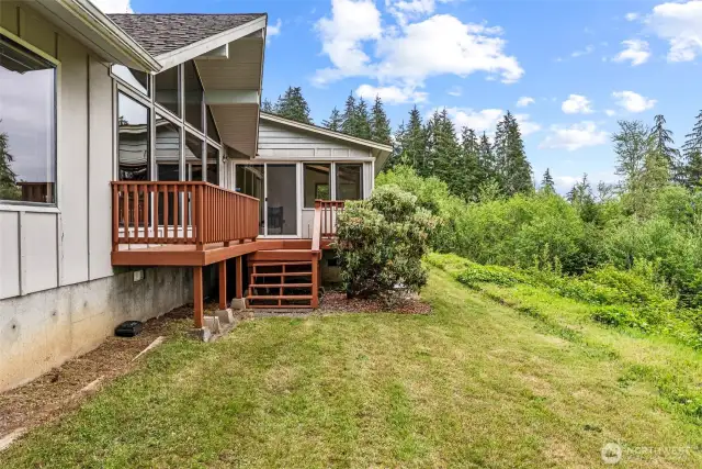 Lawn view - access home from 3 sides!