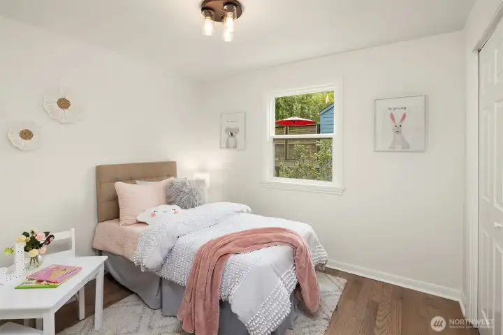 Main level secondary bedroom