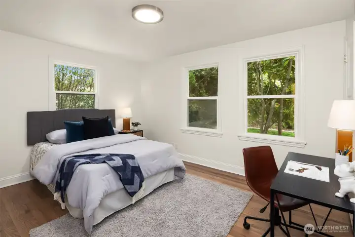 Main level secondary bedroom