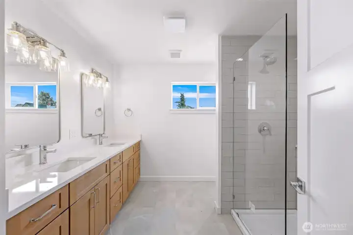 main house primary suite bathroom