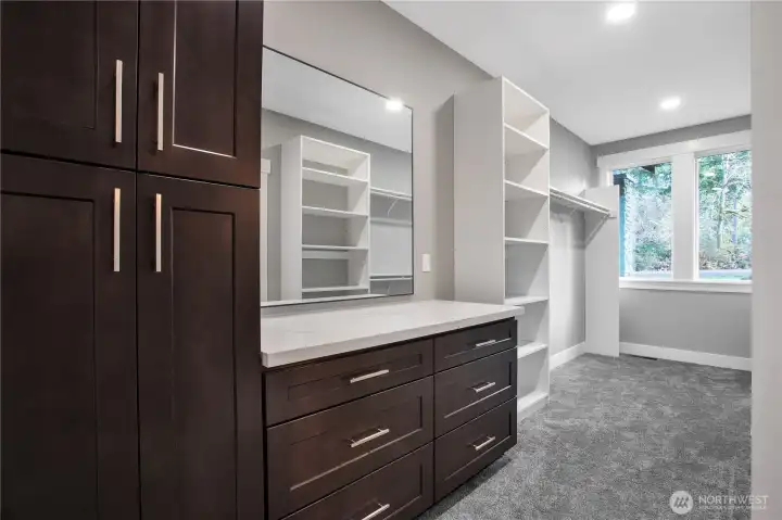 Walk-in closet