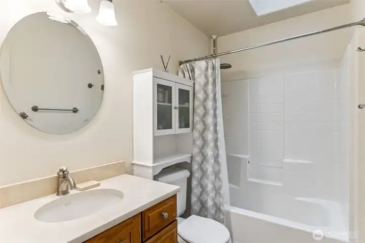 Upstairs hall bathroom