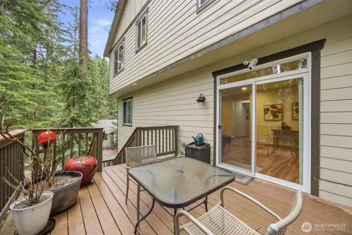 Deck with ample room for outdoor furniture