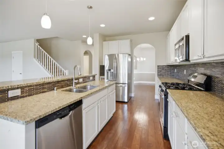 Spacious countertops and custom backsplash Spacious countertops and custom backsplash