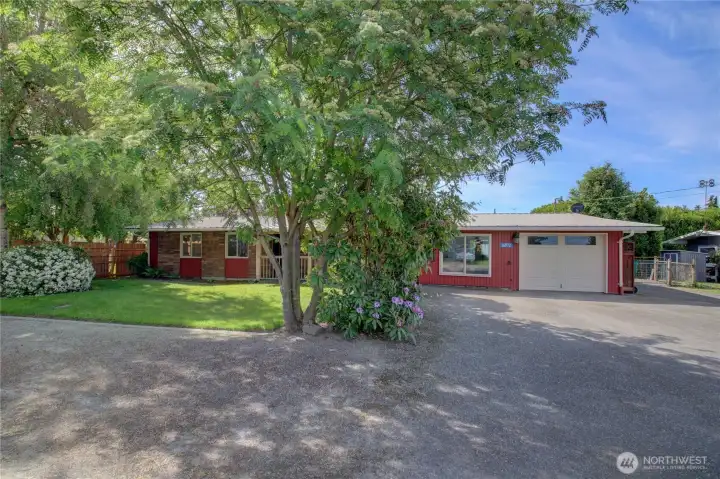 Come explore this charming 1 story bungalow. 3 bedrooms and an extra living space on the opposite side of the home.