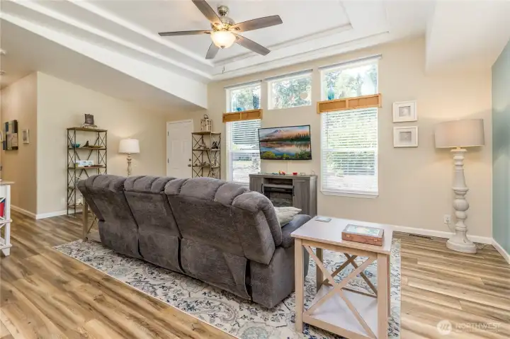 This home boasts 20 windows for warm natural light throughout! This home boasts 20 windows for warm natural light throughout!