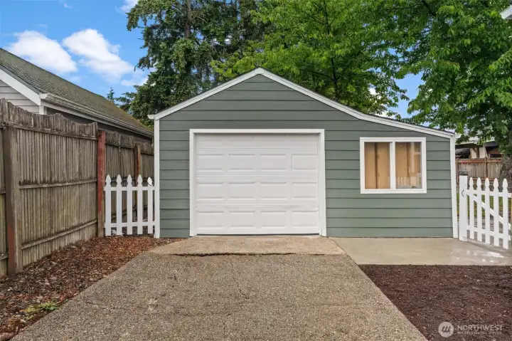 The ultimate property bonus! This detached garage offers secure parking, incredible extra storage, or the perfect canvas for your dream workshop. The ultimate property bonus! This detached garage offers secure parking, incredible extra storage, or the perfect canvas for your dream workshop.