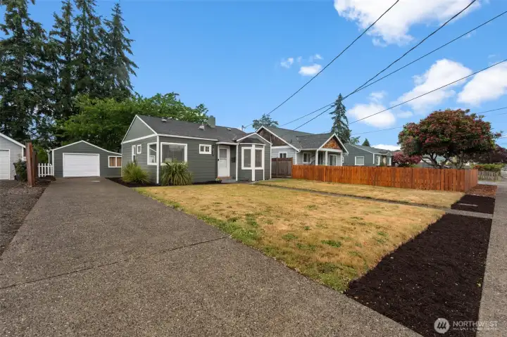 Thanks for touring 1032 S MacArthur! Thanks for touring 1032 S MacArthur!
