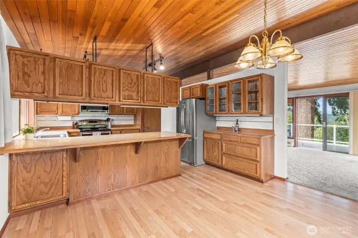 Kitchen Counter and breakfast bar just off of dining room