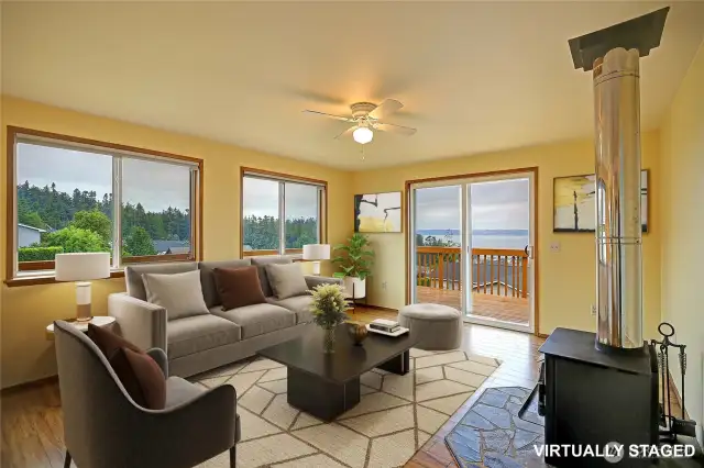Virtually Staged Seating Room off of Kitchen.