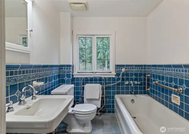Upstairs Bathroom.