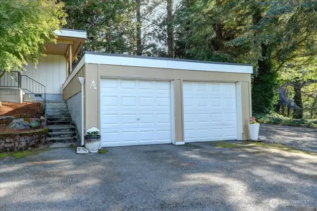2 detached 2 car garages
