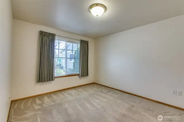 Large primary bedroom.