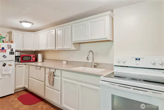 Downstairs kitchen