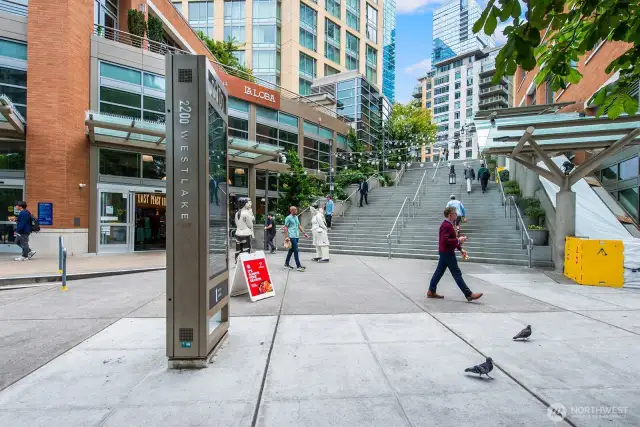 Just steps from the south building to Whole Foods and south lake union