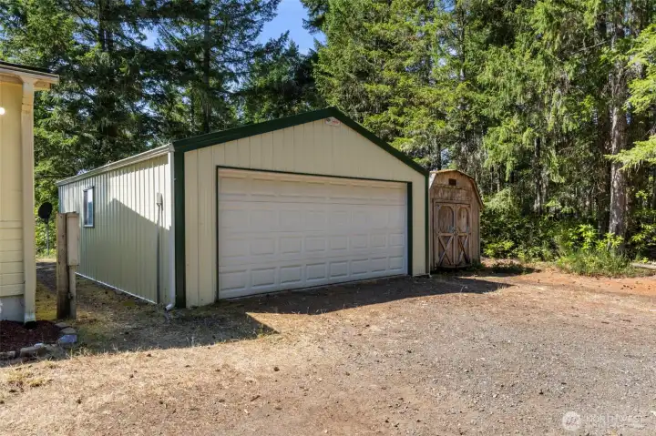 Two-car garage/workshop