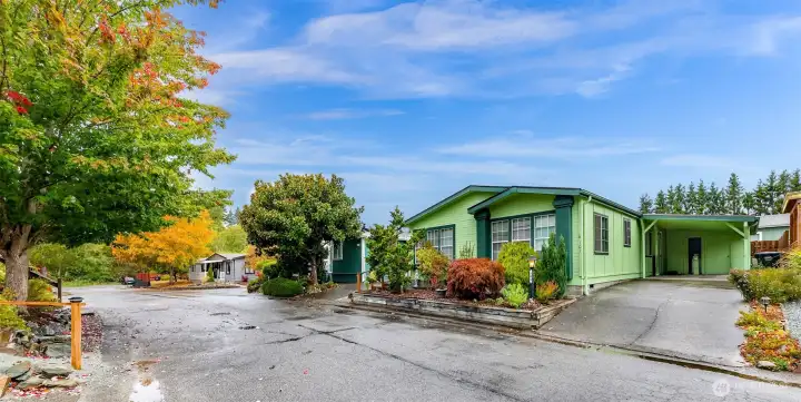 Parkway Village unit #101