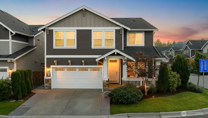 Pavers widen the driveway space for ease.
