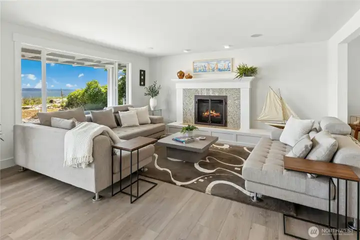 Living room, Mantled fireplace
