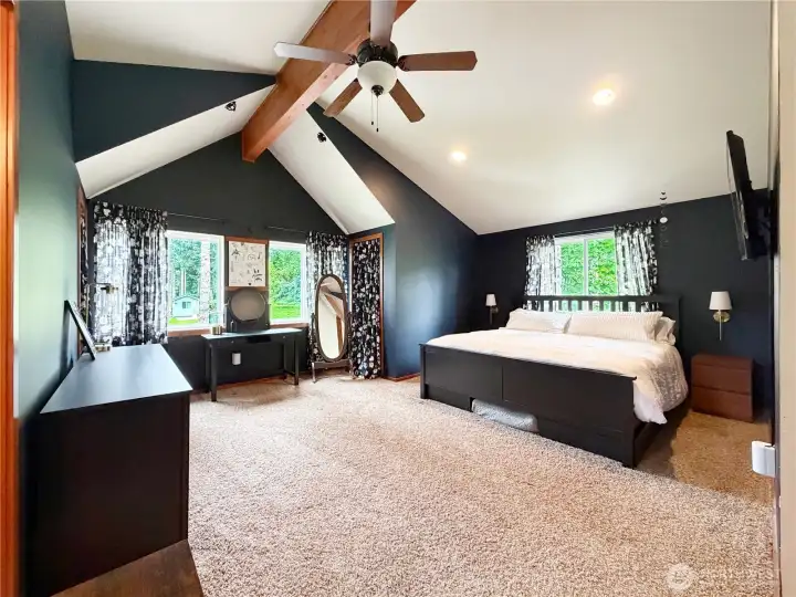 Master suite in loft