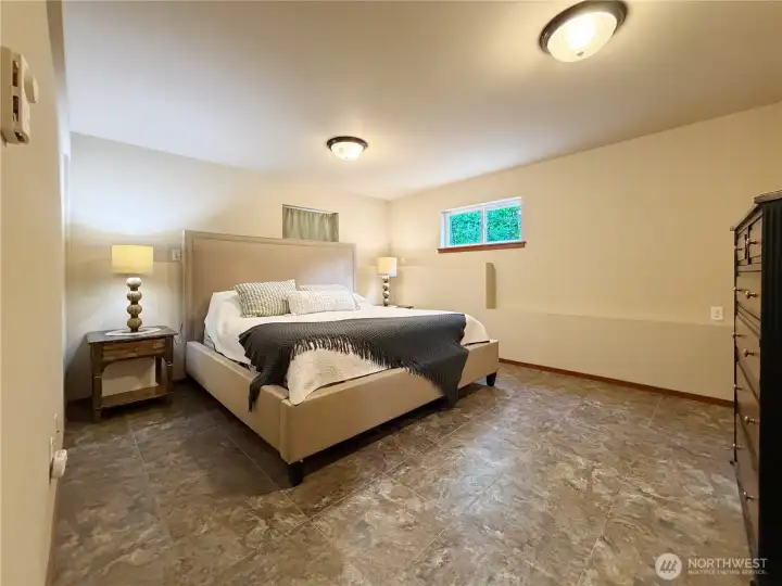 Lower level large bedroom