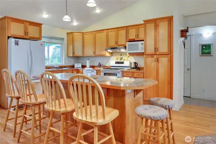 kitchen with eating area