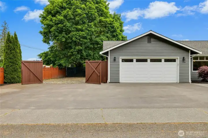 Fully opened gate to pull in RV, boats and more